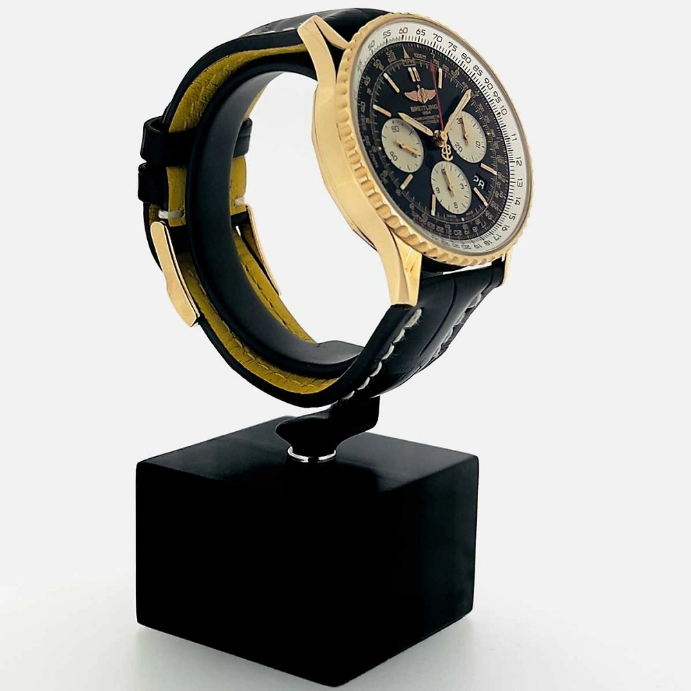 BREITLING Navitimer - 01