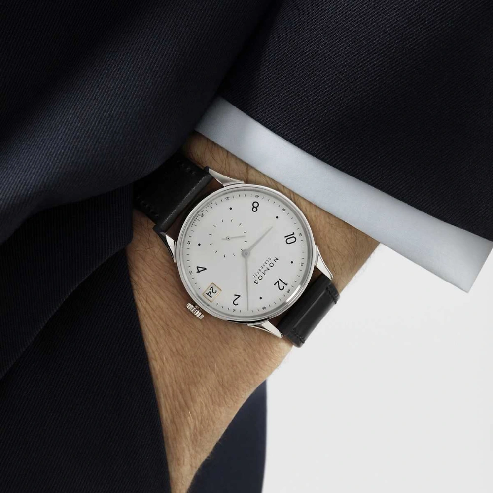 NOMOS Minimatik - 39 Datum