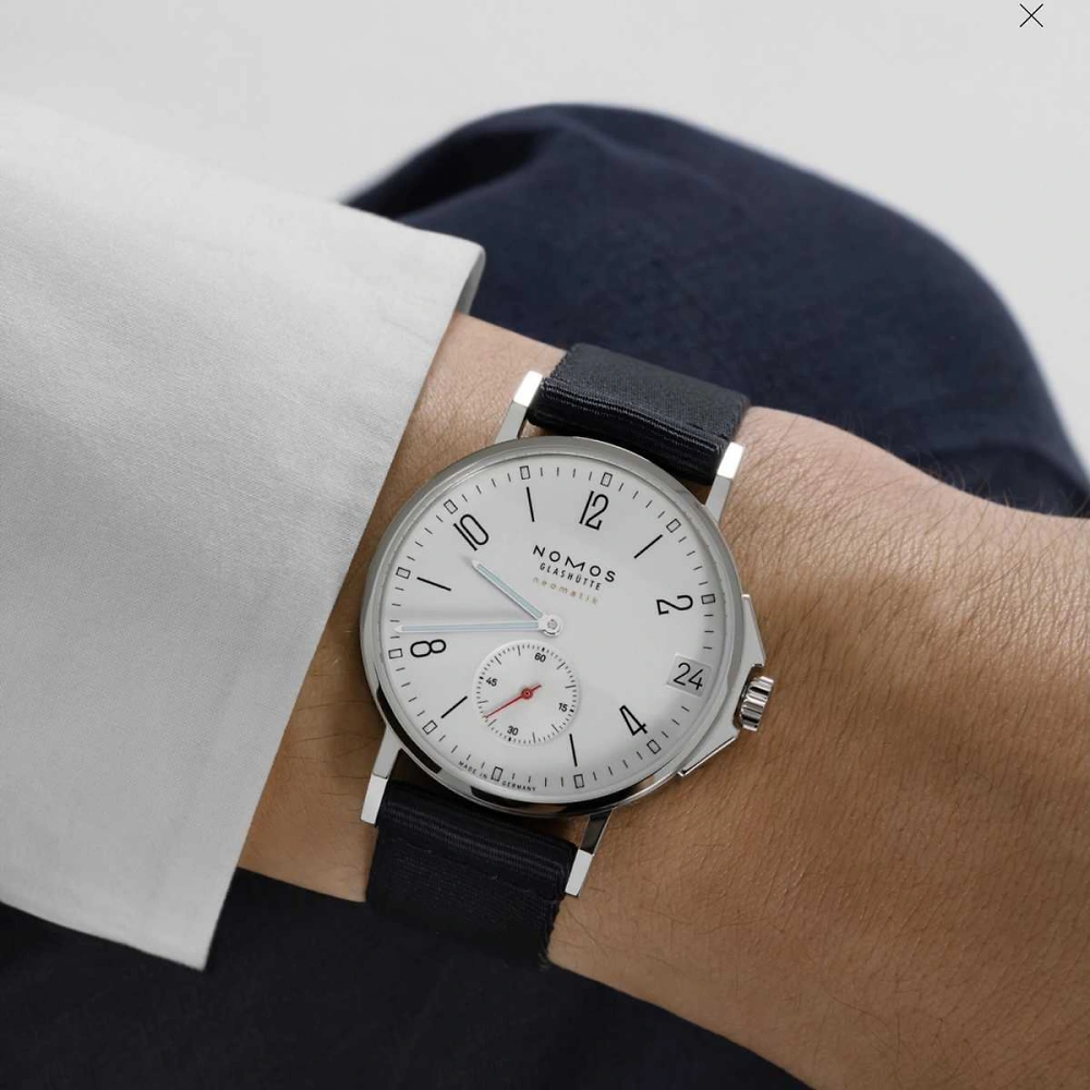 NOMOS Ahoi - neomatik 38 Datum
