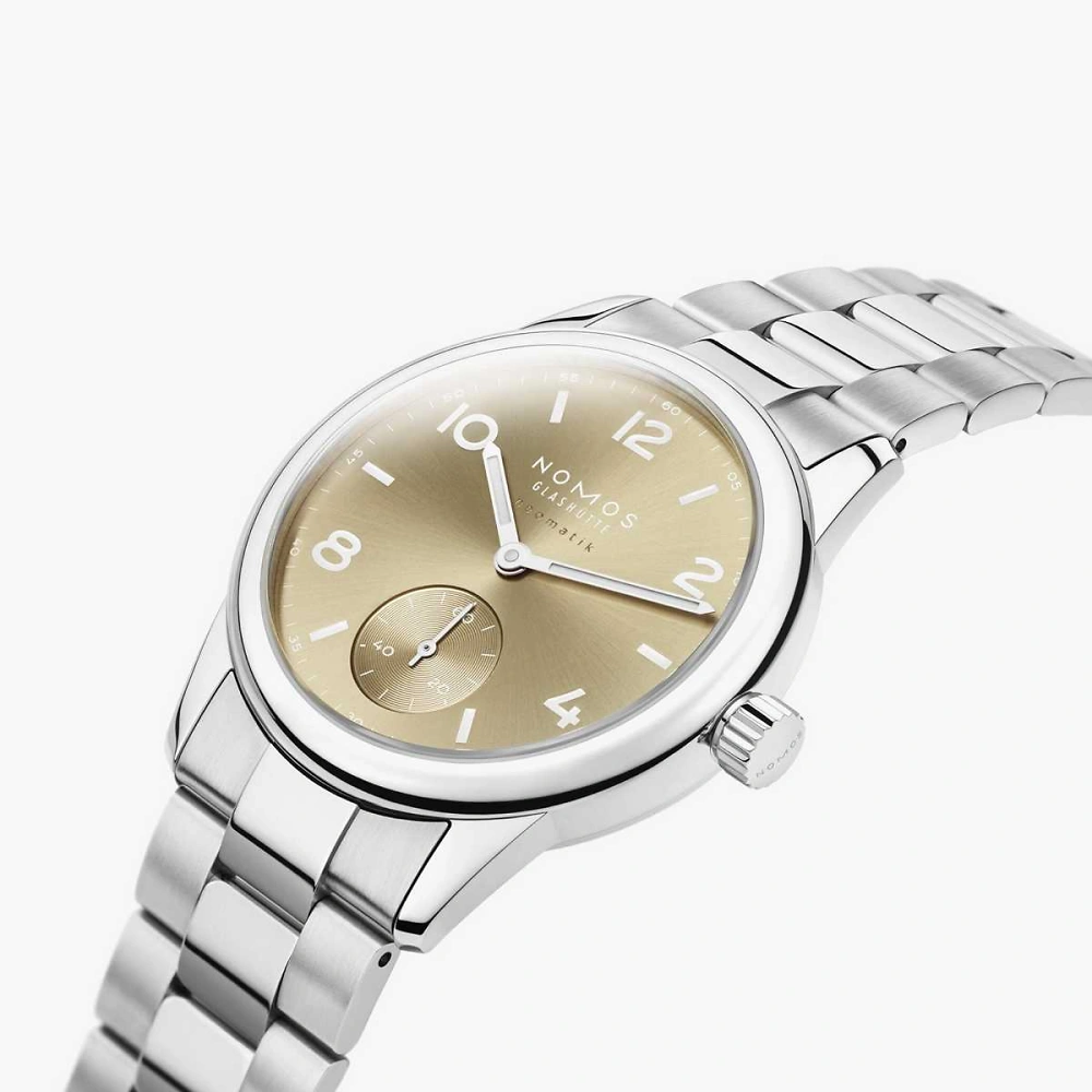 NOMOS Club Sport - neomatik 34 gold