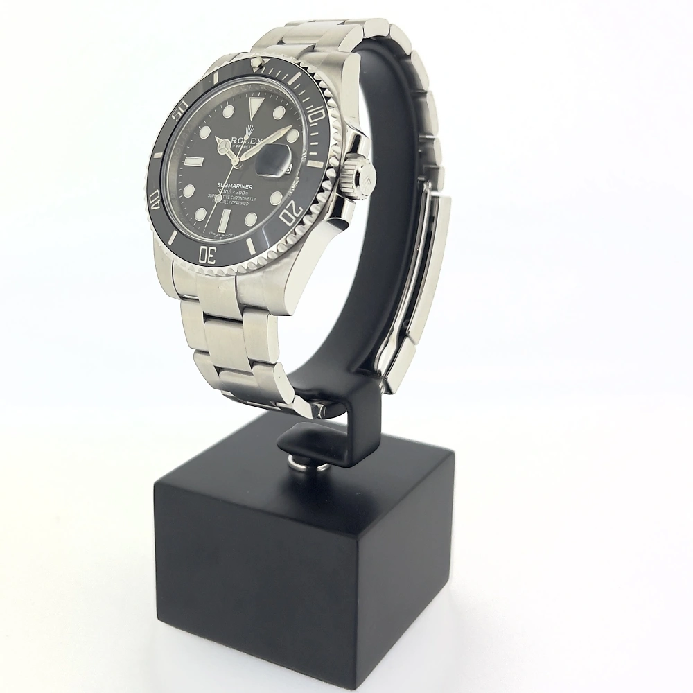 ROLEX Oyster Perpetual - Submariner Date