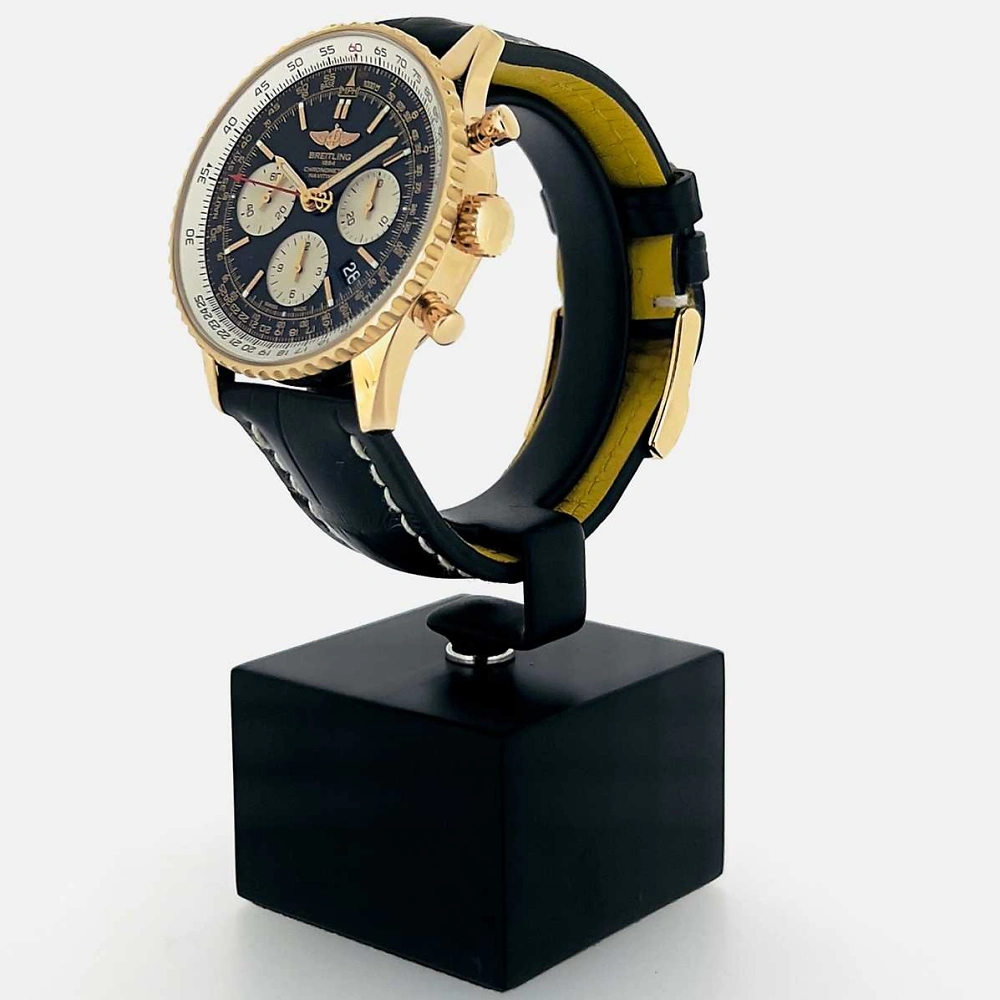 BREITLING Navitimer - 01