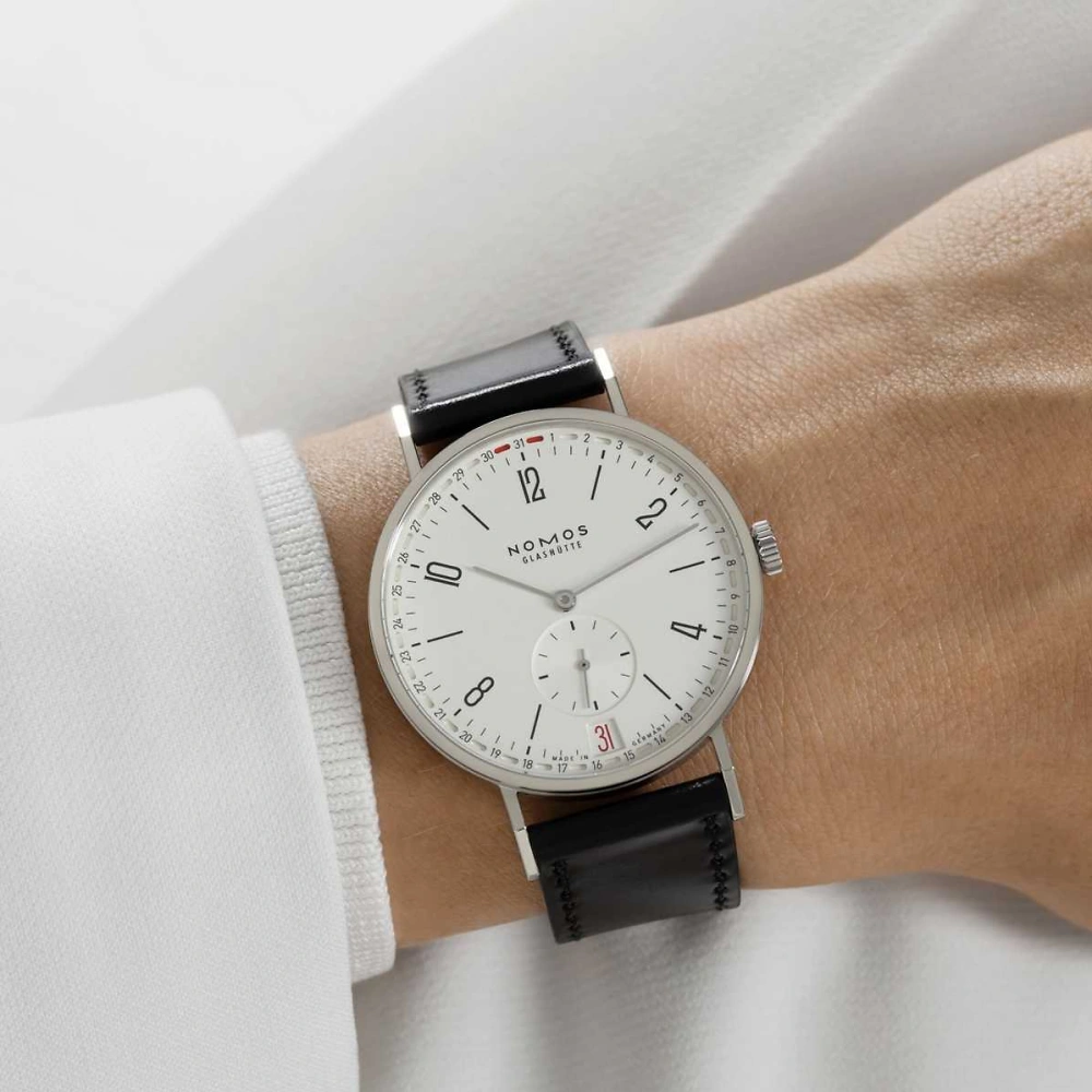 NOMOS Tangente - 2date