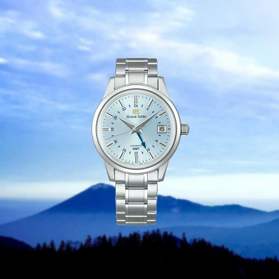 Die Grand Seiko Uhr hat auf der R&uuml;ckseite einen Sichtboden aus Saphirglas, durch den wir das Automatik Manufakturwerk Hi-Beat 36000 mit dem Kaliber 9S86 betrachten k&ouml;nnen.