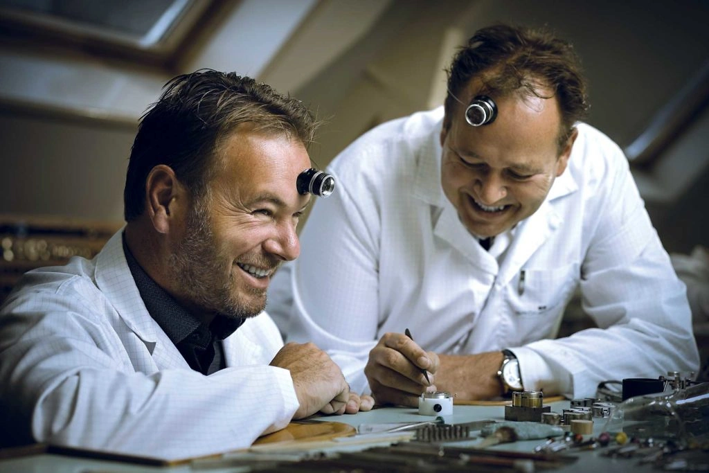 Neuheit &ndash; Gr&ouml;nefeld &ndash; The Horological Brothers